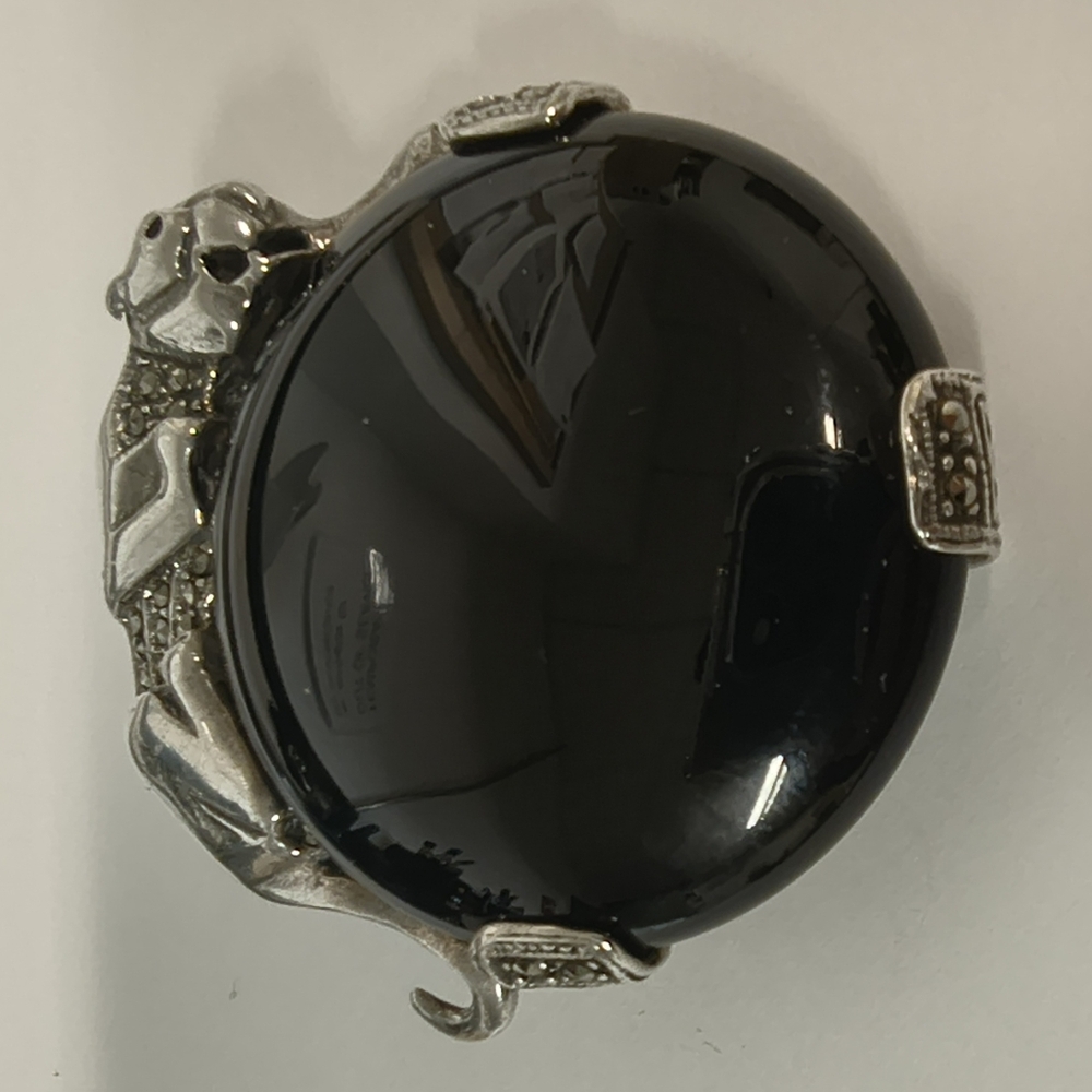 Vintage .925 Sterling, Onyx, & Marcasite Panther Brooch Or Pendant - Picture 4 of 17